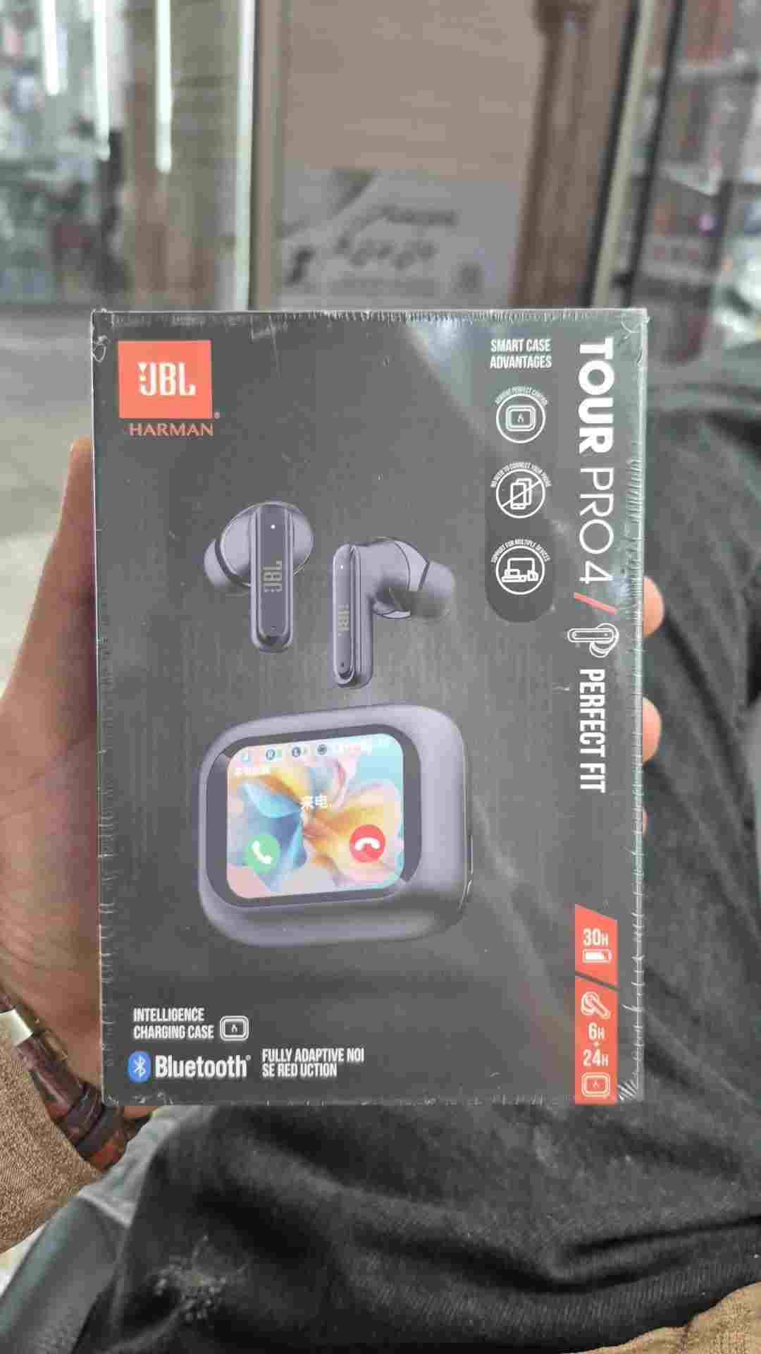 ایرپاد مشکی JBL TOUR PRO 4
