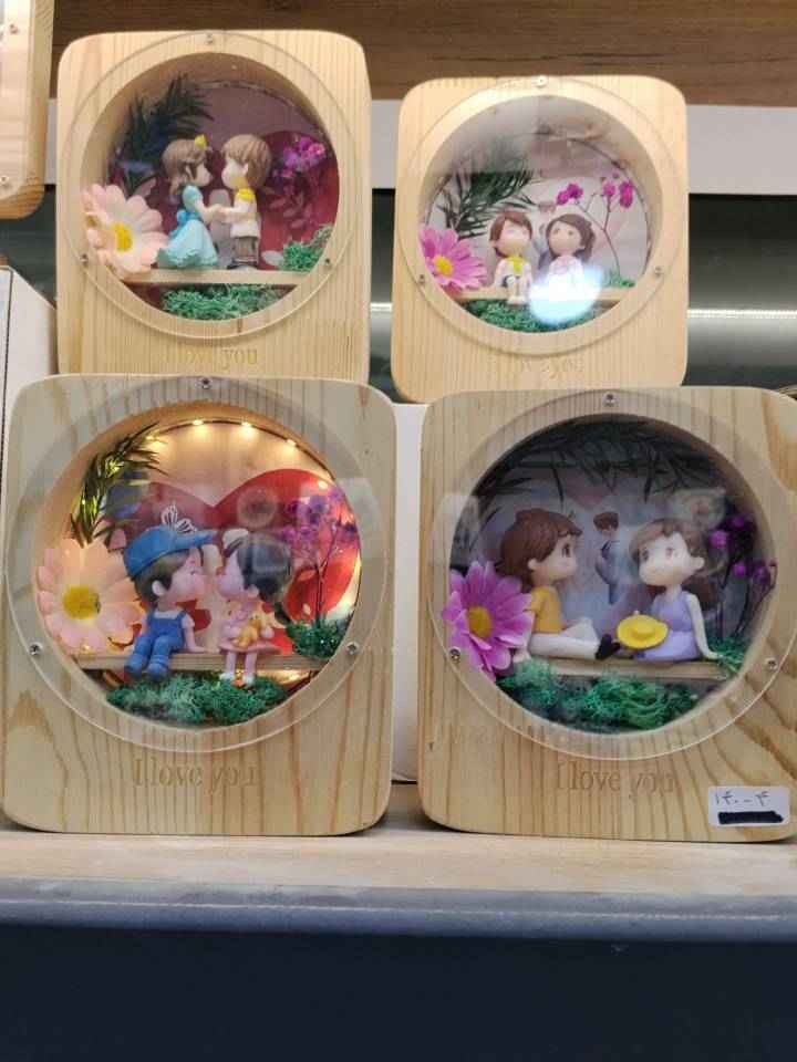 شب خواب دور چوبی دختر پسر لاو LOVE دایره ای