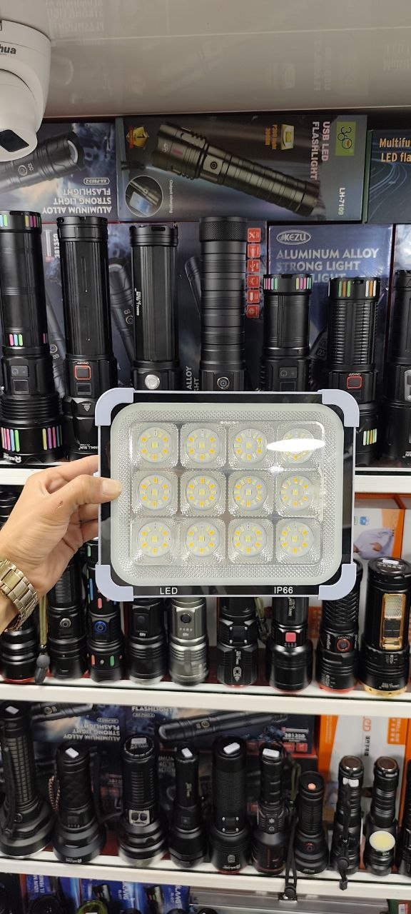 پروژکتور شارژی خورشیدی مدل ip66   ۲ پتل