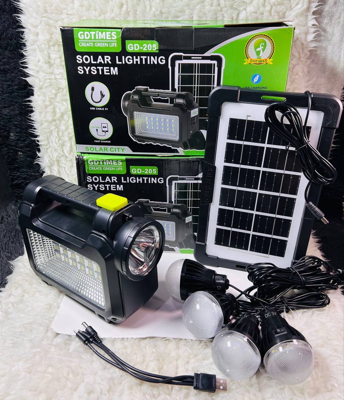 چراغ روشنایی خورشیدی پاوربانک 6000mAh چهار لامپ LED رادیو GDTIMES GD-206