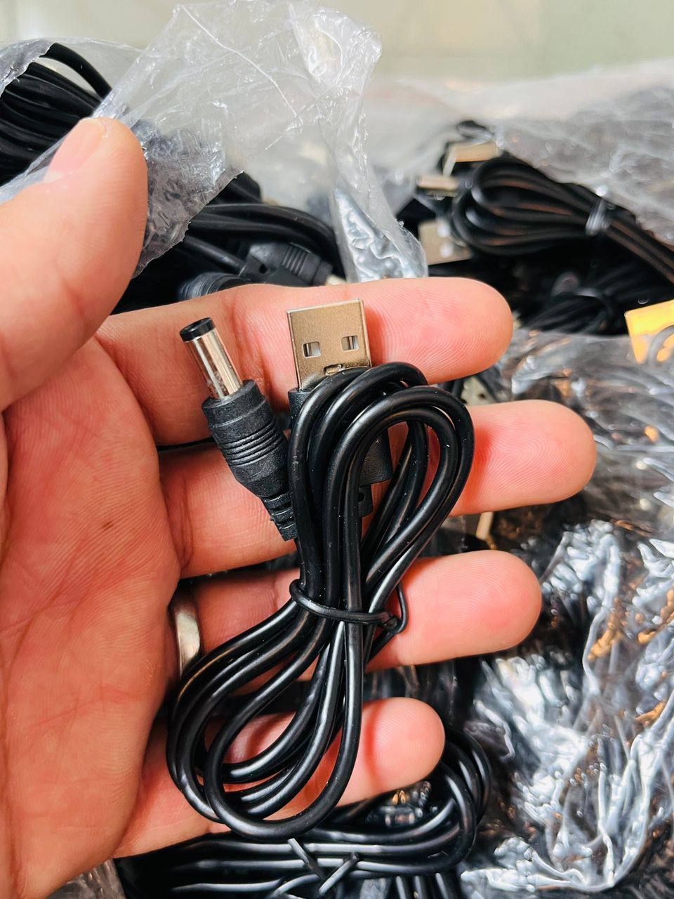 کابل شارژ اسپیکر