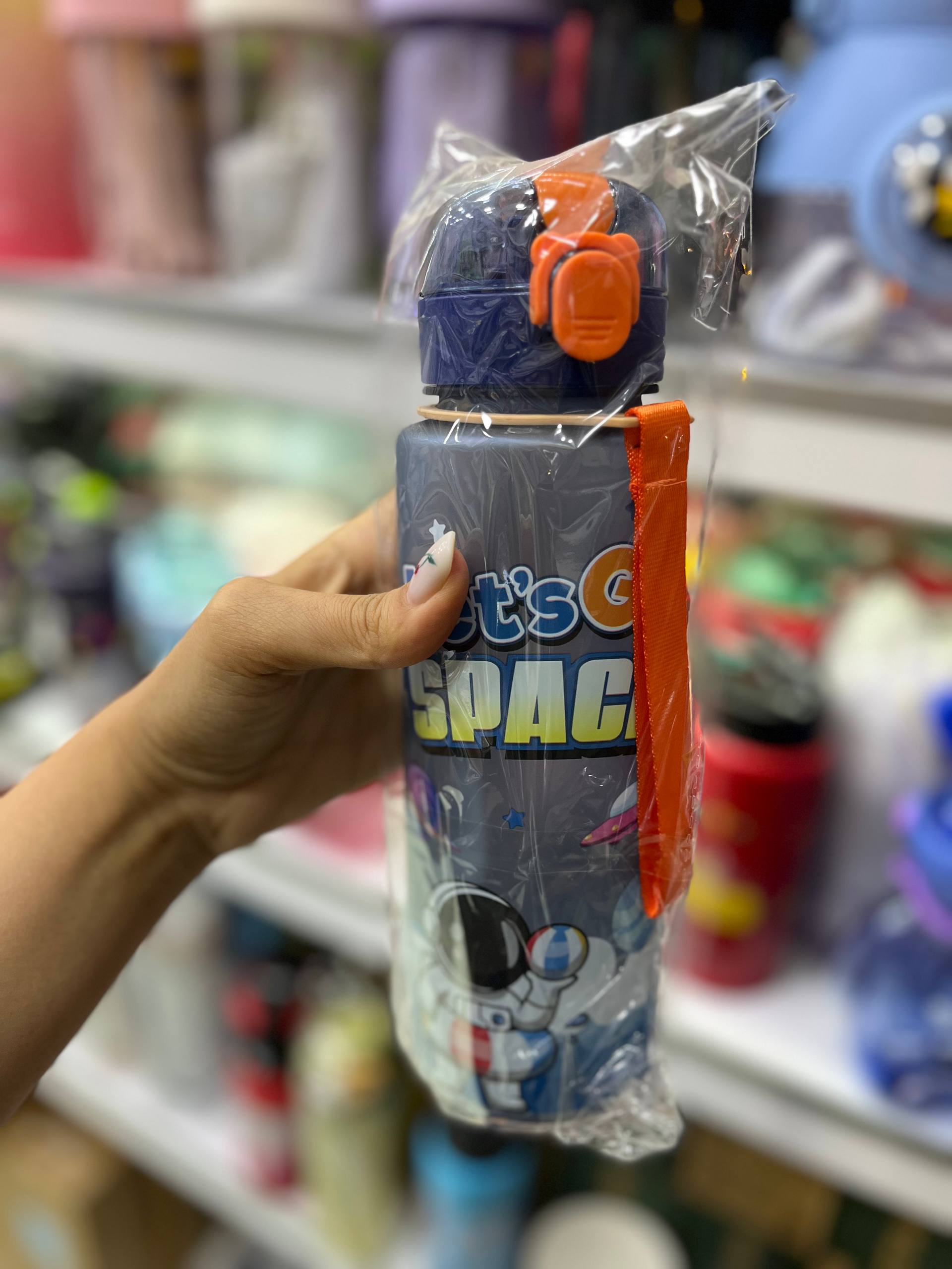 قمقمه نی دار فضانورد قفل دار نوشته LES's Go space