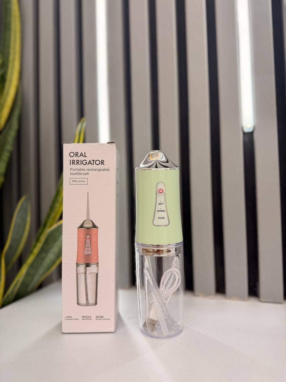 واترجت تمیز کننده دهان و دندان ORAL  IRRIGATOR